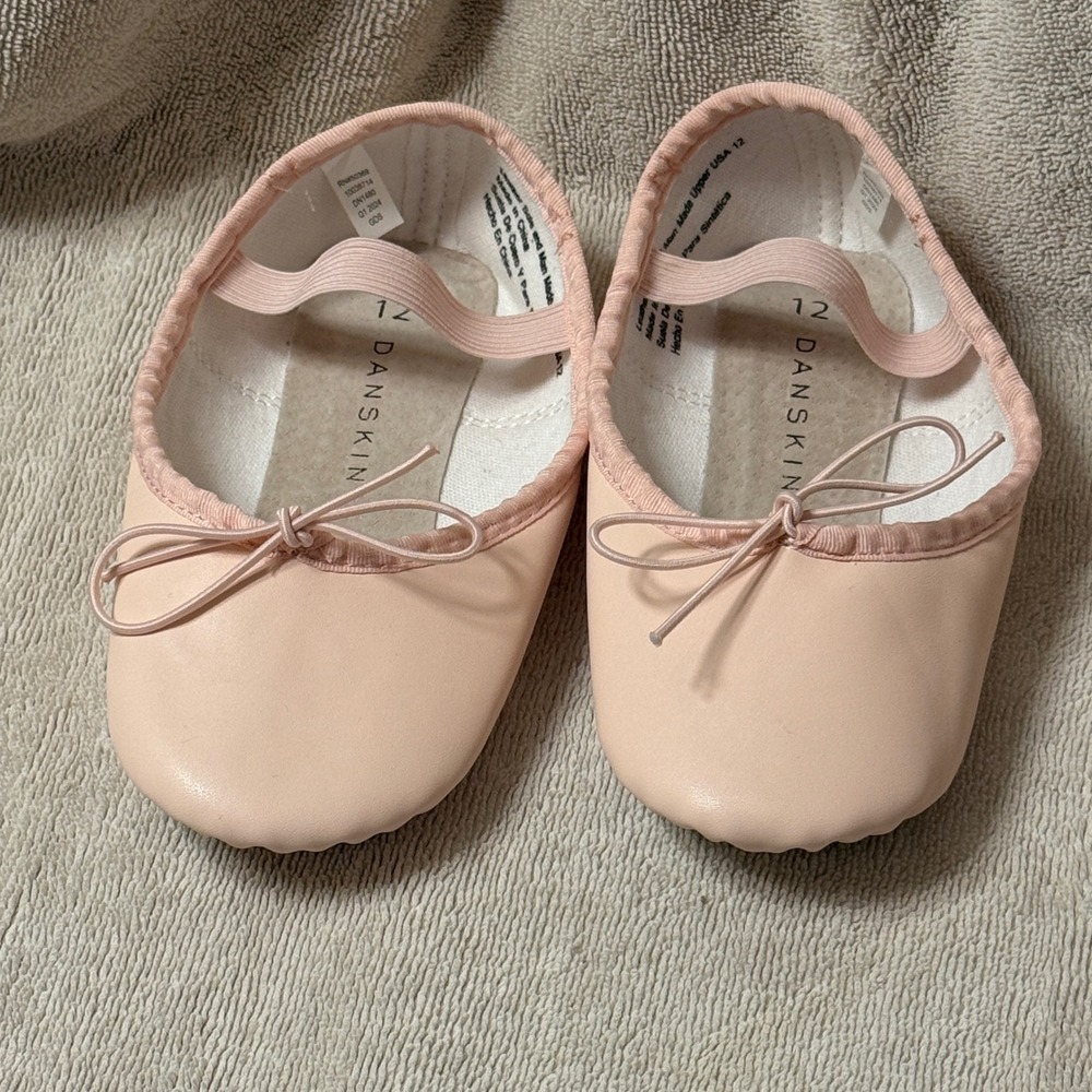 Danskin Ballet Slippers Girls Pink Leather Dance Shoes Elastic Strap‎ Size 12